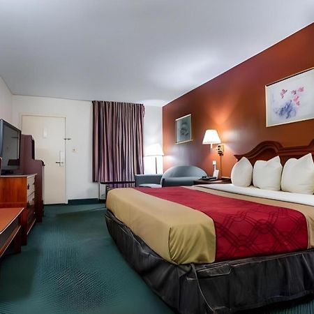 Econo Lodge South Garner Exteriér fotografie