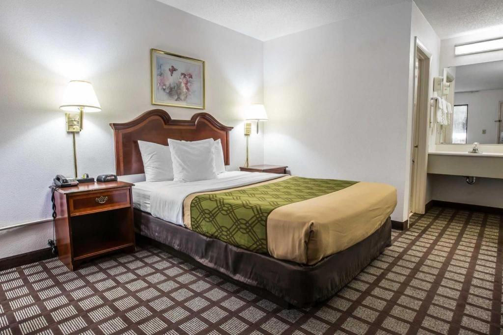 Econo Lodge South Garner Exteriér fotografie