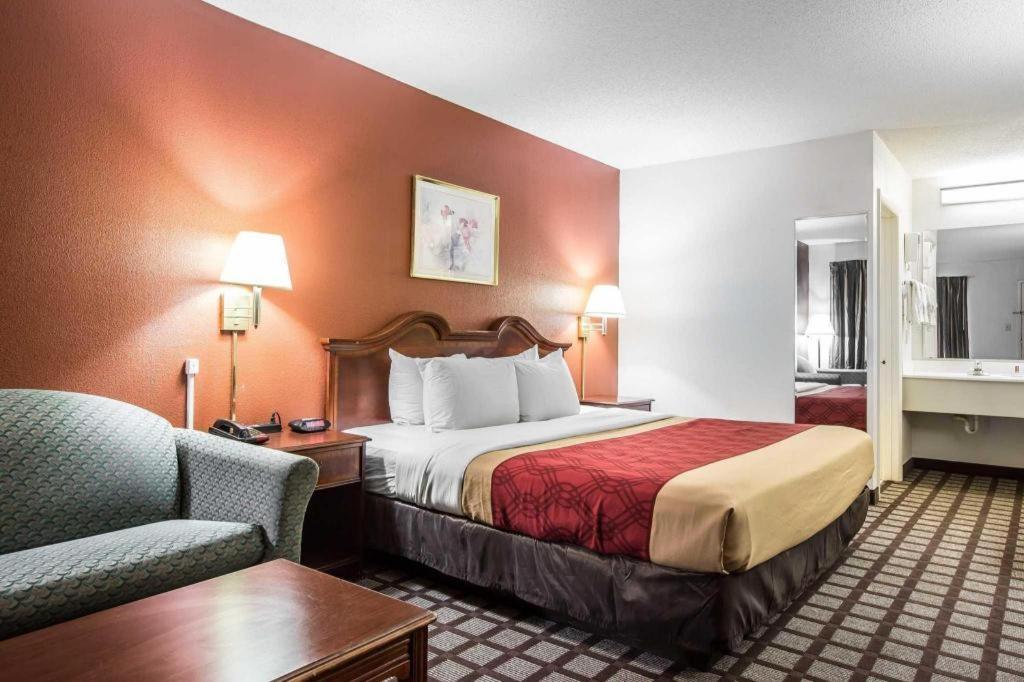 Econo Lodge South Garner Exteriér fotografie