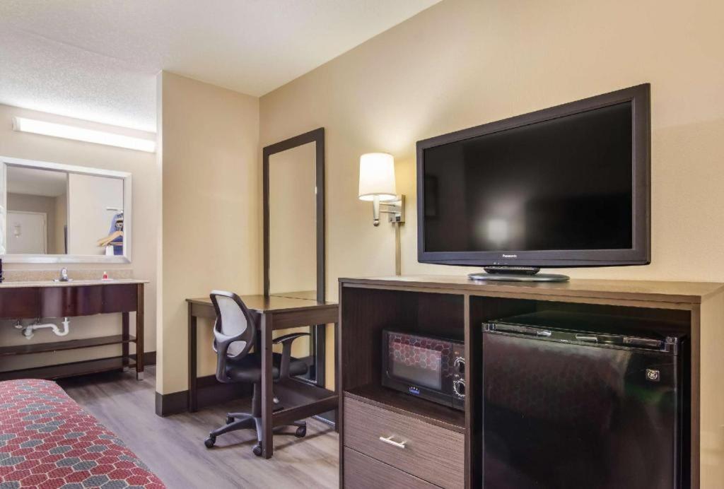 Econo Lodge South Garner Exteriér fotografie